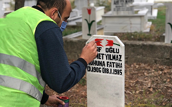 buraklar-mezar-bakim-mezar-yazi-yenileme